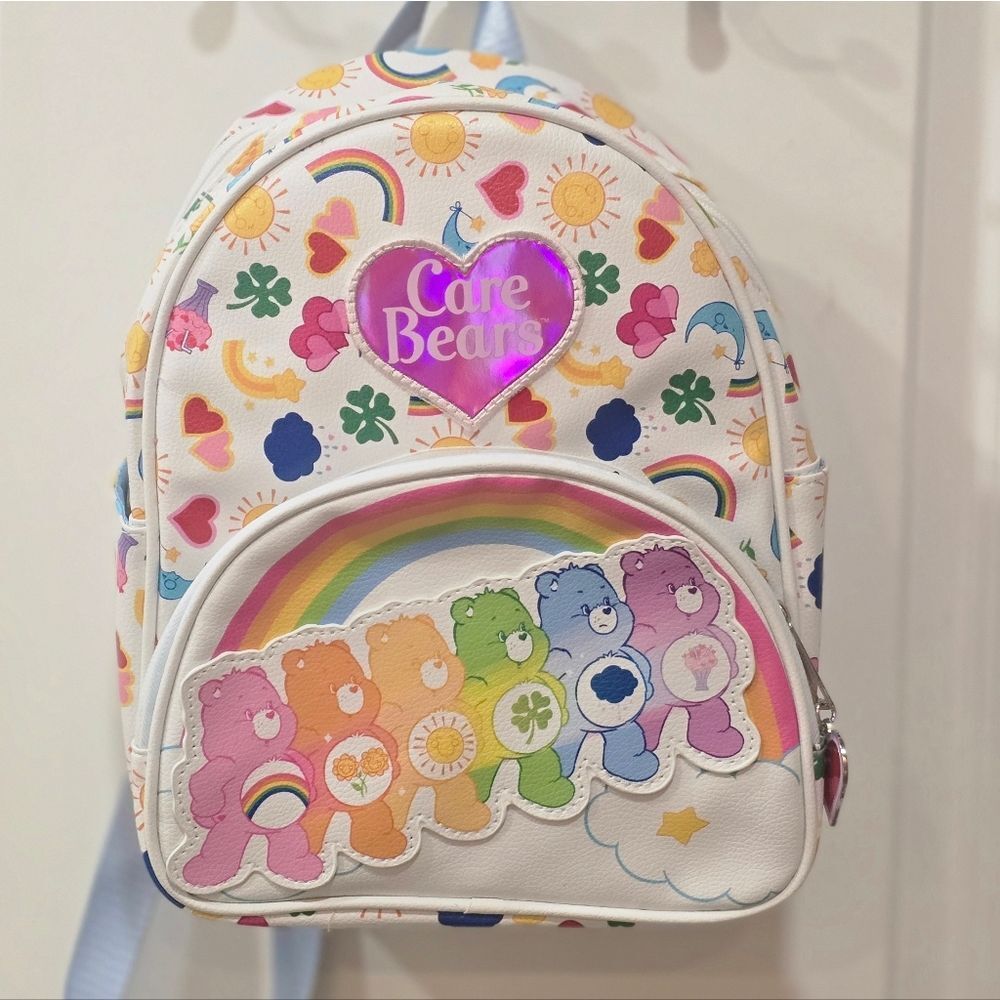 Care Bears Rainbow Bears‎ Backpack - Picture 3 of 9